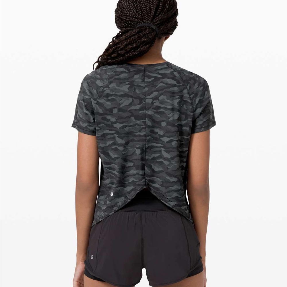 Lululemon Rise and Run Short Sleeve